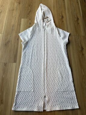 Jordan Taylor White Hooded Swim Coverup